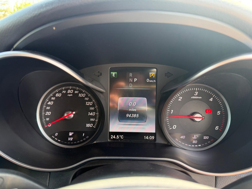 Mercedes-Benz GLC Class 2.1 Glc250d Amg Line Premium Plus Coupe G-tronic White #15