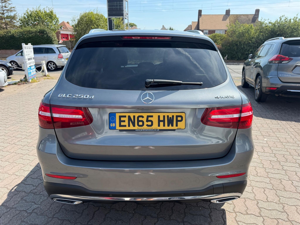 Mercedes-Benz GLC Class 2.1 Glc250d Amg Line Premium Plus Coupe G-tronic White #8