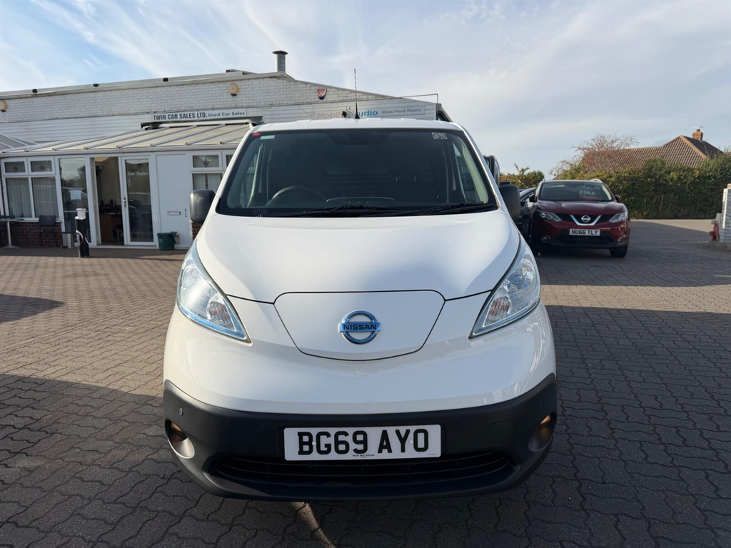 Nissan e-NV200 40Kwh Tekna Swb Quick Charge White #2