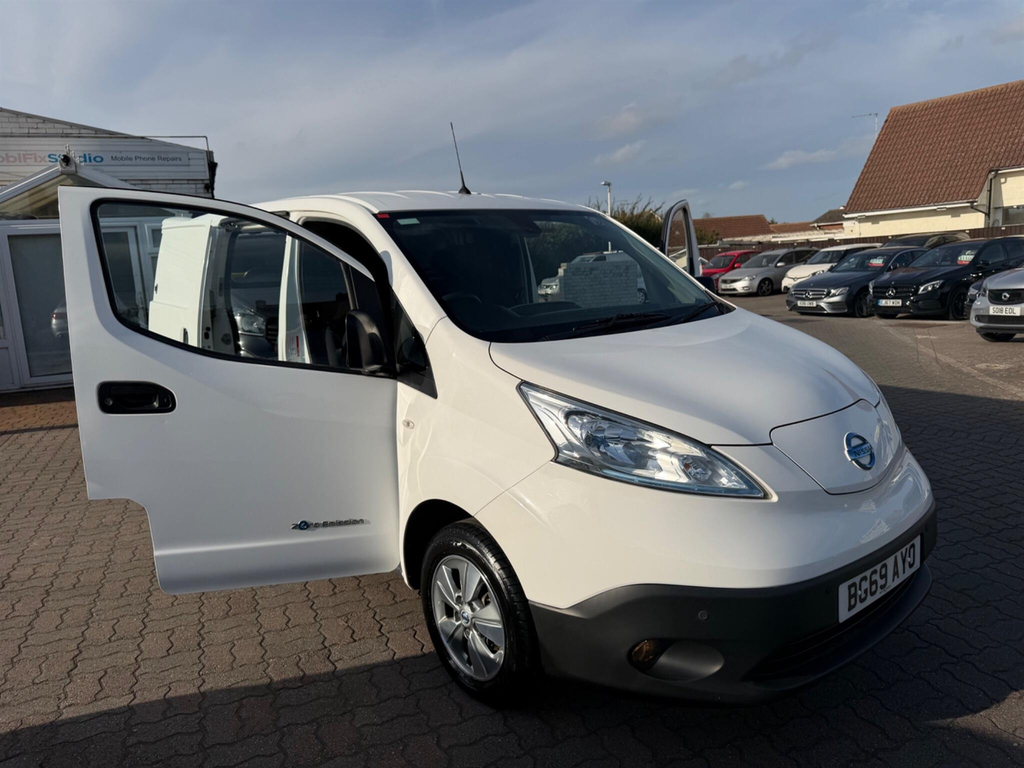 Nissan e-NV200 40Kw Evalia With 7 Seats And Sat Nav Heat P White #32