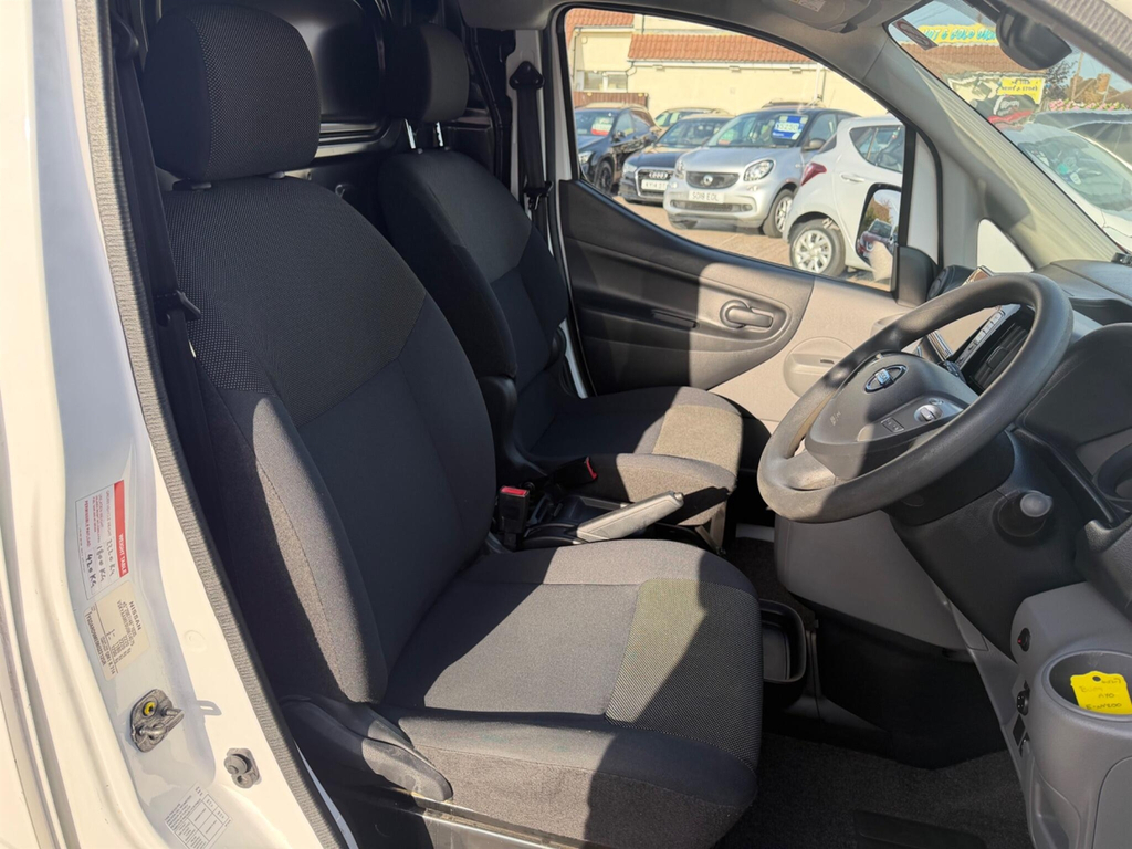 Nissan e-NV200 40Kw Evalia With 7 Seats And Sat Nav Heat P White #20