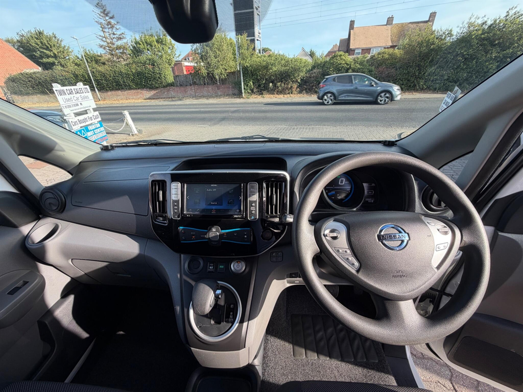 Nissan e-NV200 40Kwh Tekna Swb Quick Charge White #3