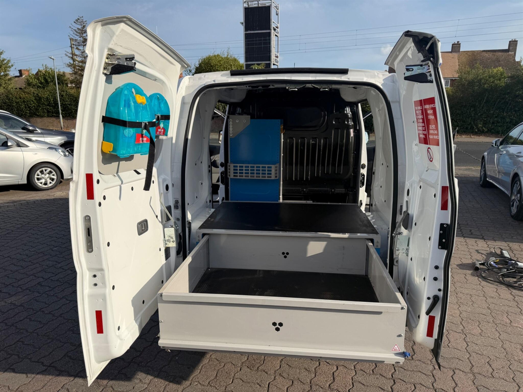 Nissan e-NV200 40Kw Evalia With 7 Seats And Sat Nav Heat P White #30