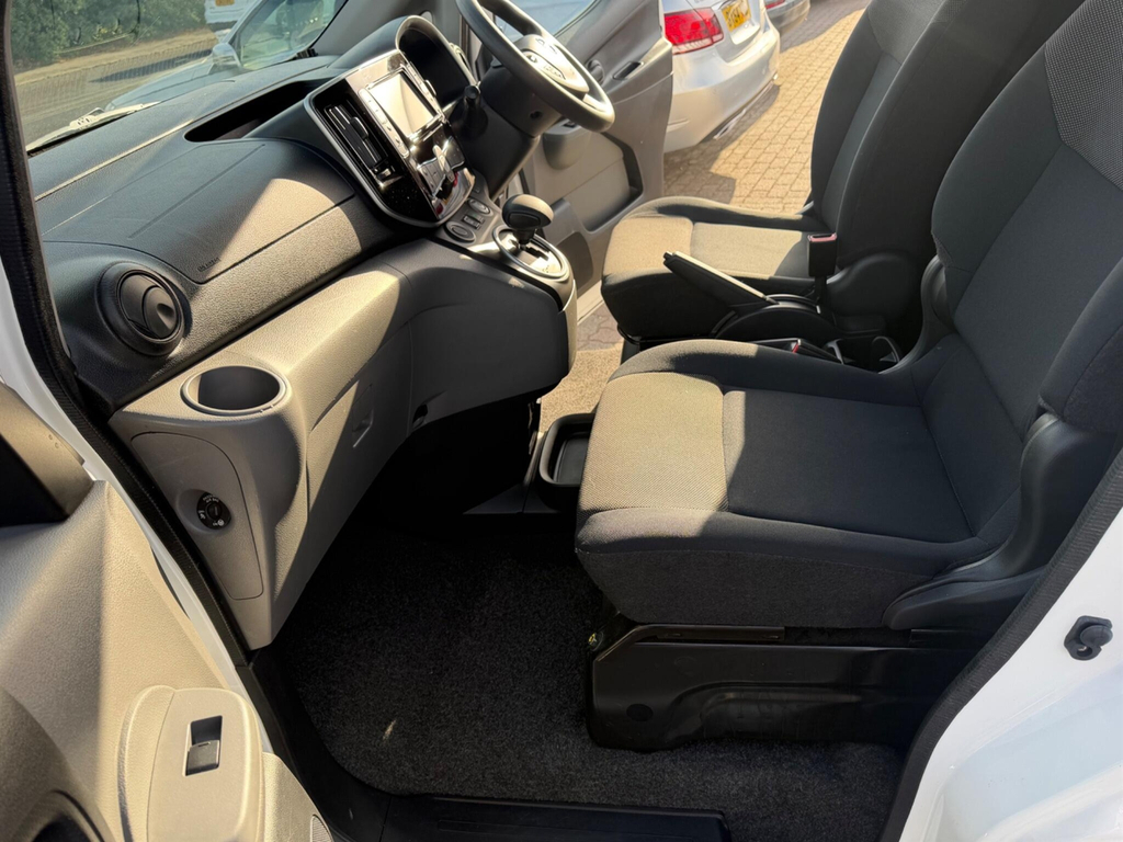 Nissan e-NV200 40Kw Evalia With 7 Seats And Sat Nav Heat P White #27