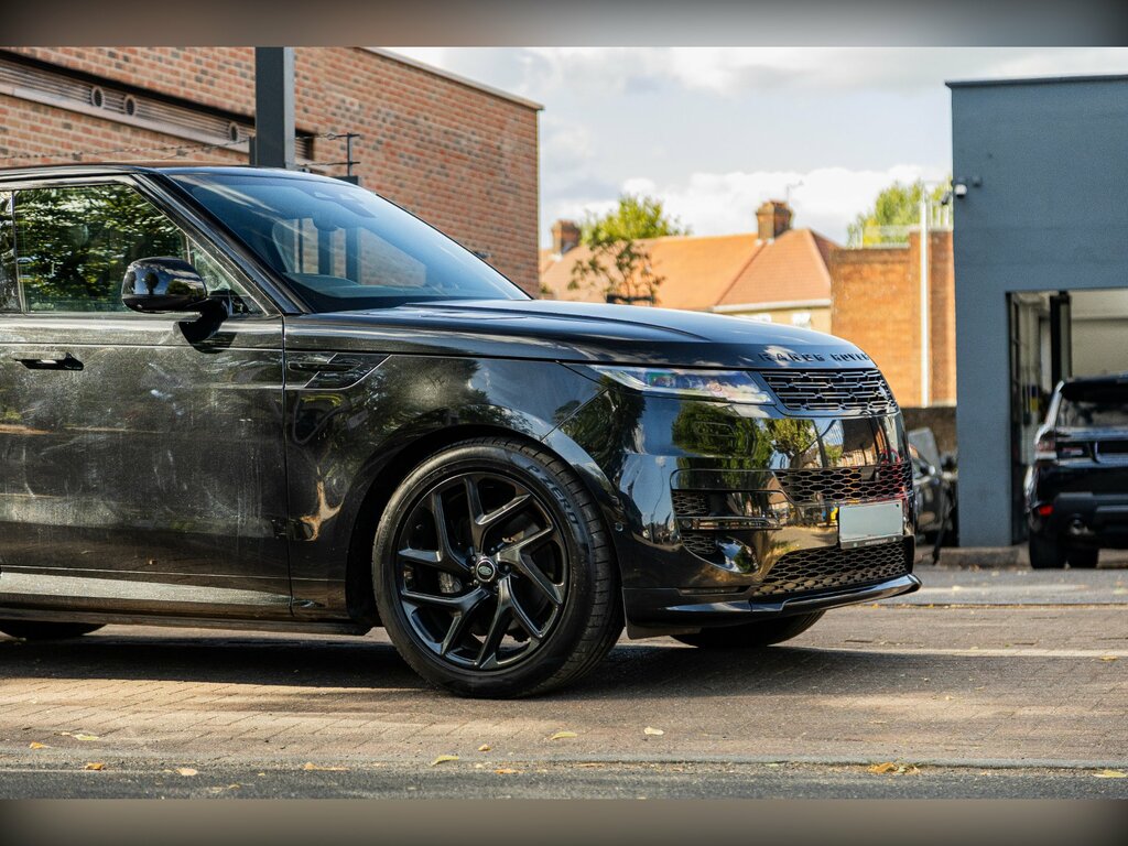 Land Rover Range Rover Sport 3.0 D300 Mhev Dynamic Se Suv 4Wd E Black #5