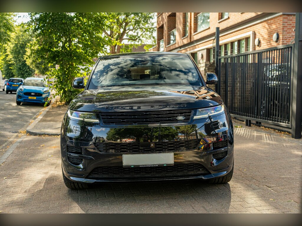 Land Rover Range Rover Sport 3.0 D300 Mhev Dynamic Se Suv 4Wd E Black #2