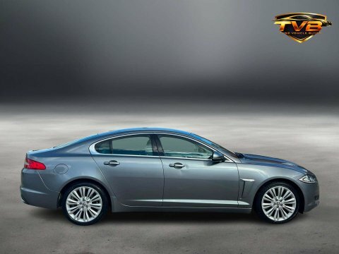 Jaguar XF 3.0 Xf Portfolio Grey #2