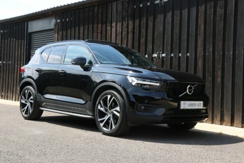 Volvo XC40 B4 R-design Pro Black #2