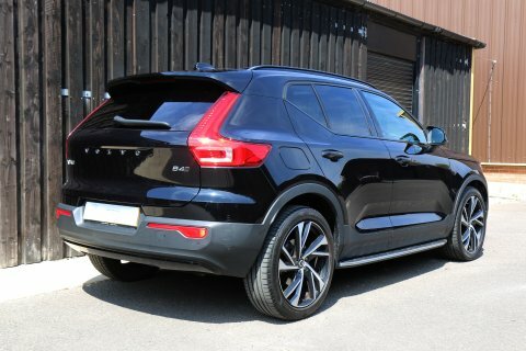 Volvo XC40 B4 R-design Pro Black #5