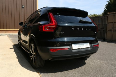 Volvo XC40 B4 R-design Pro Black #3