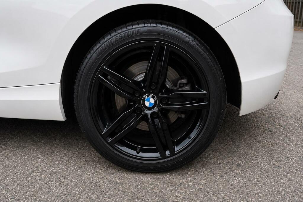 BMW 1 Series 118D Sport Black #36