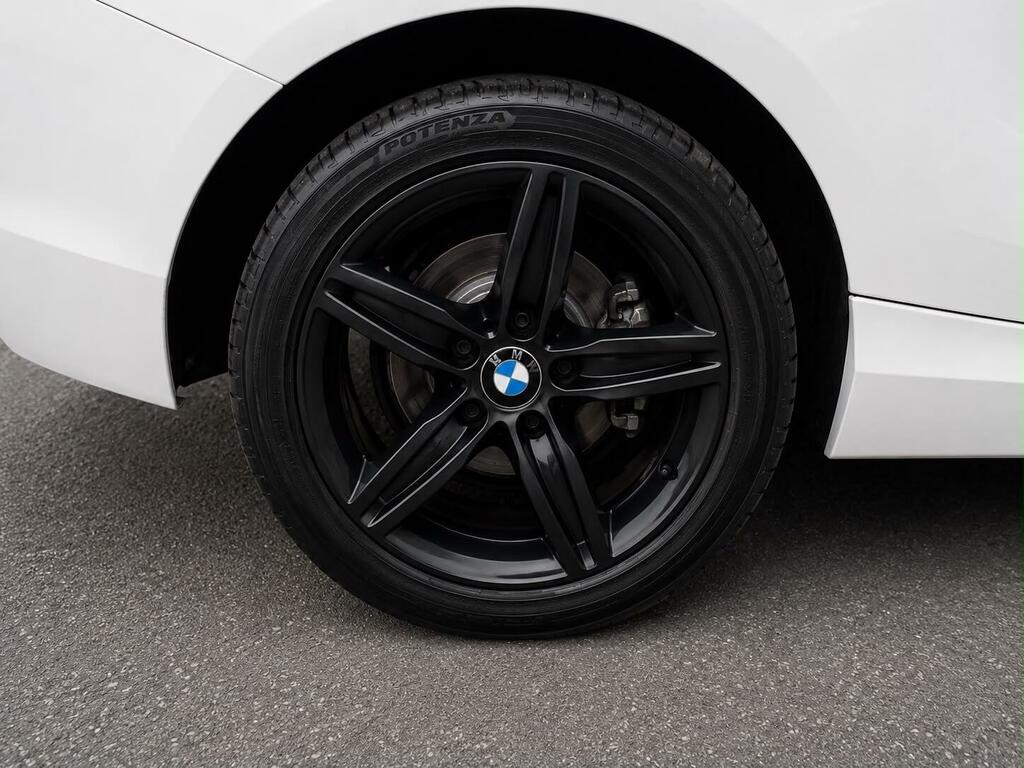 BMW 1 Series 118D Sport Black #35