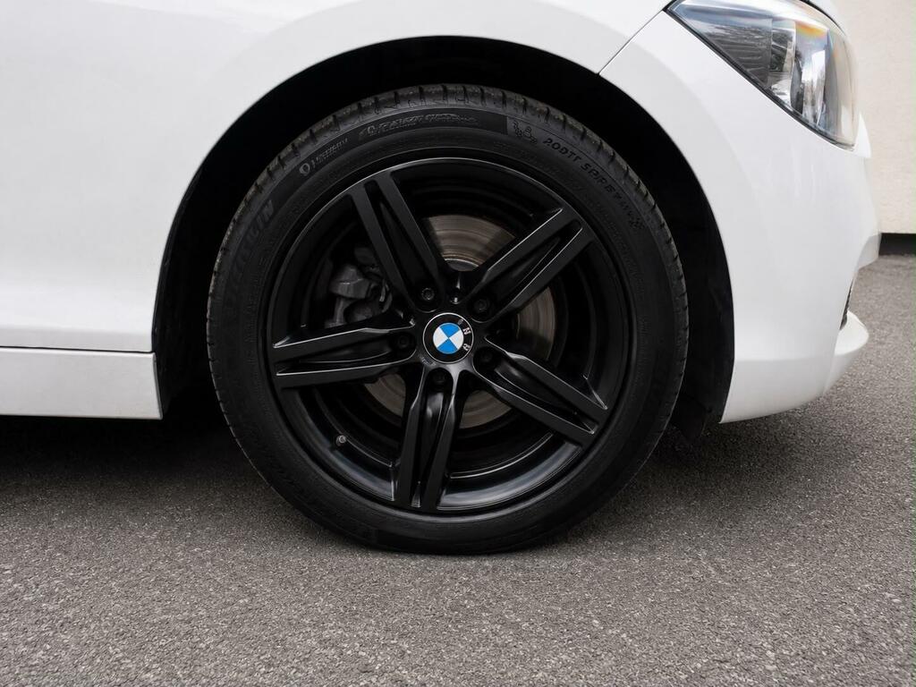 BMW 1 Series 118D Sport Black #33