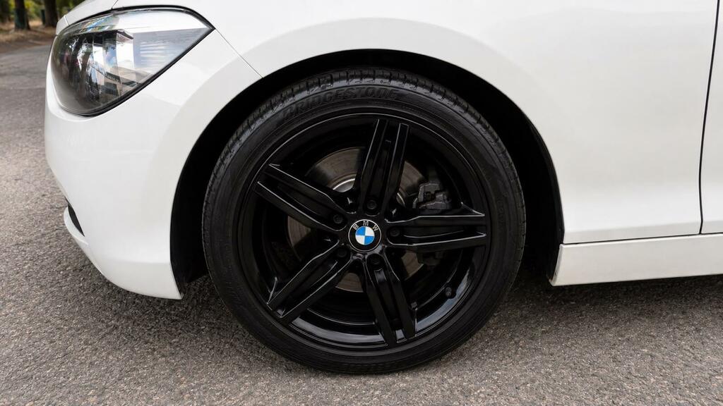 BMW 1 Series 118D Sport Black #34