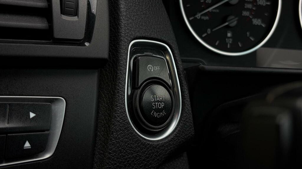 BMW 1 Series 118D Sport Black #22