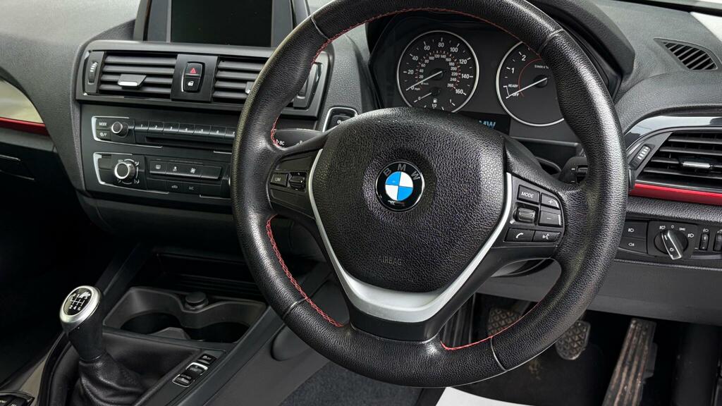 BMW 1 Series 118D Sport Black #12