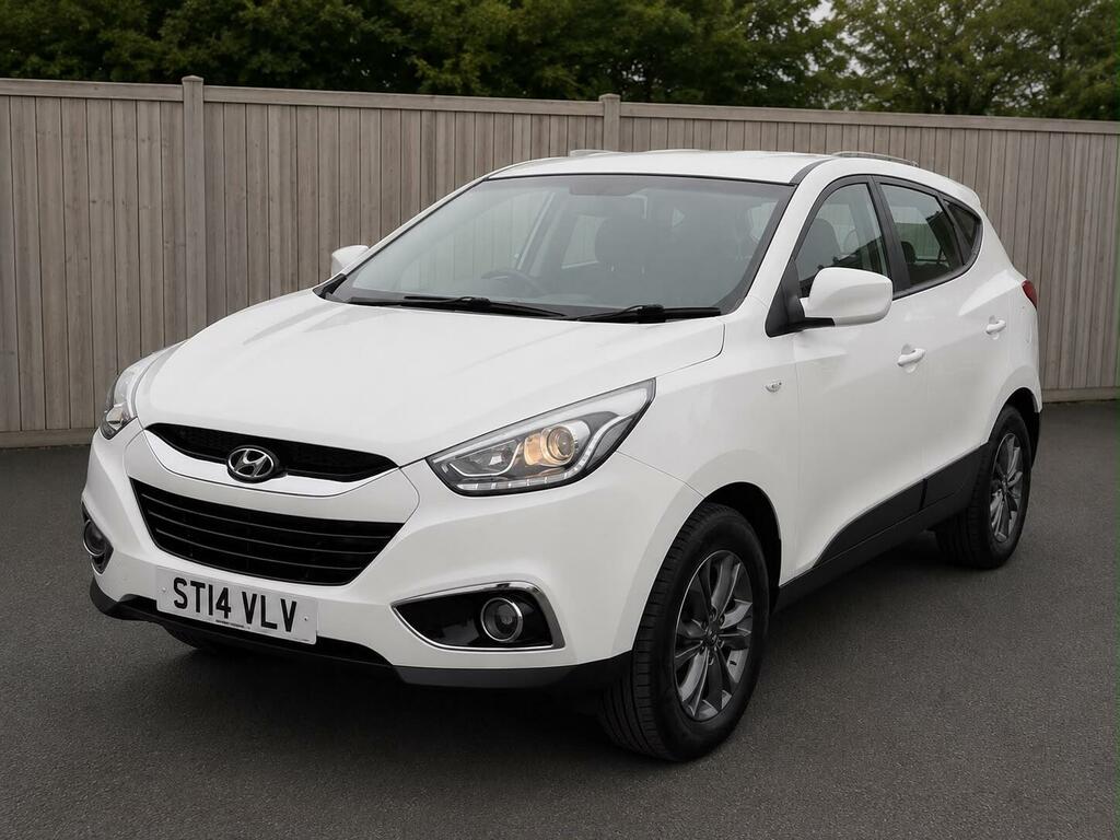 Hyundai Ix35 S White #6