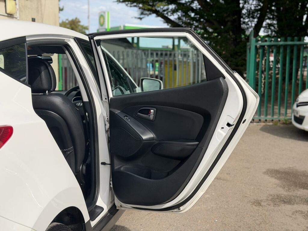 Hyundai Ix35 1.7 Crdi Se Suv Euro 5 Ss Na Black #31