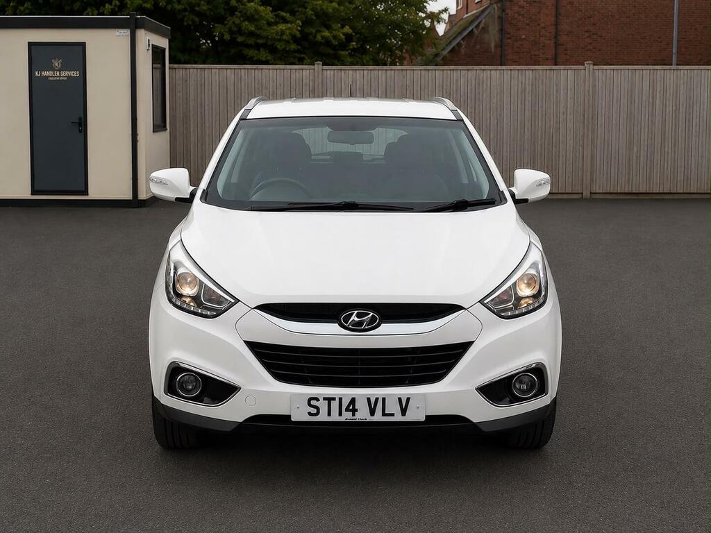Hyundai Ix35 S White #5