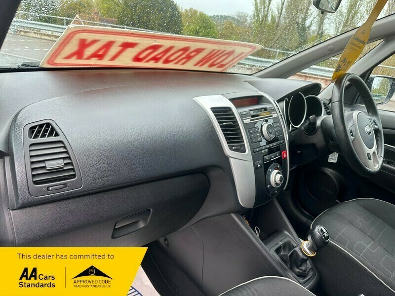 Kia Venga Crdi 2 Black #6