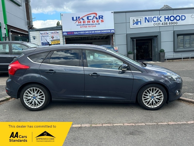 Ford Focus 1.6 Titanium Estate Euro 5 1 White #5
