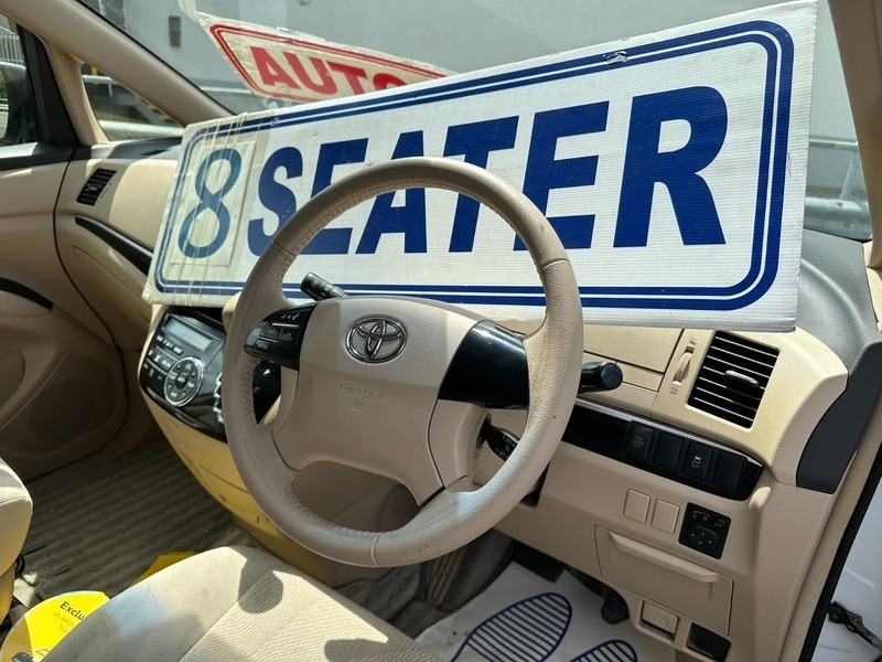 Toyota Estima Aeras 8 Seater White #3