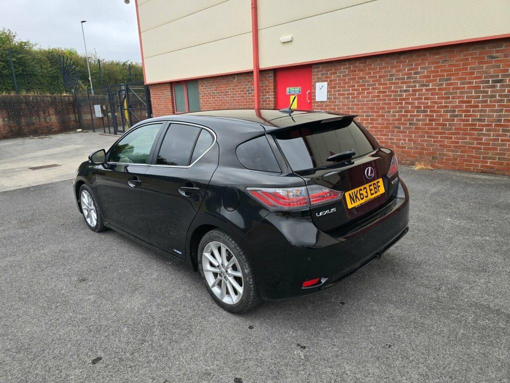 Lexus CT 1.8L Premier Black #3
