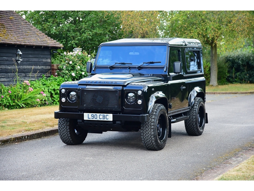 Land Rover Defender 90 Tdci Xs Black #4