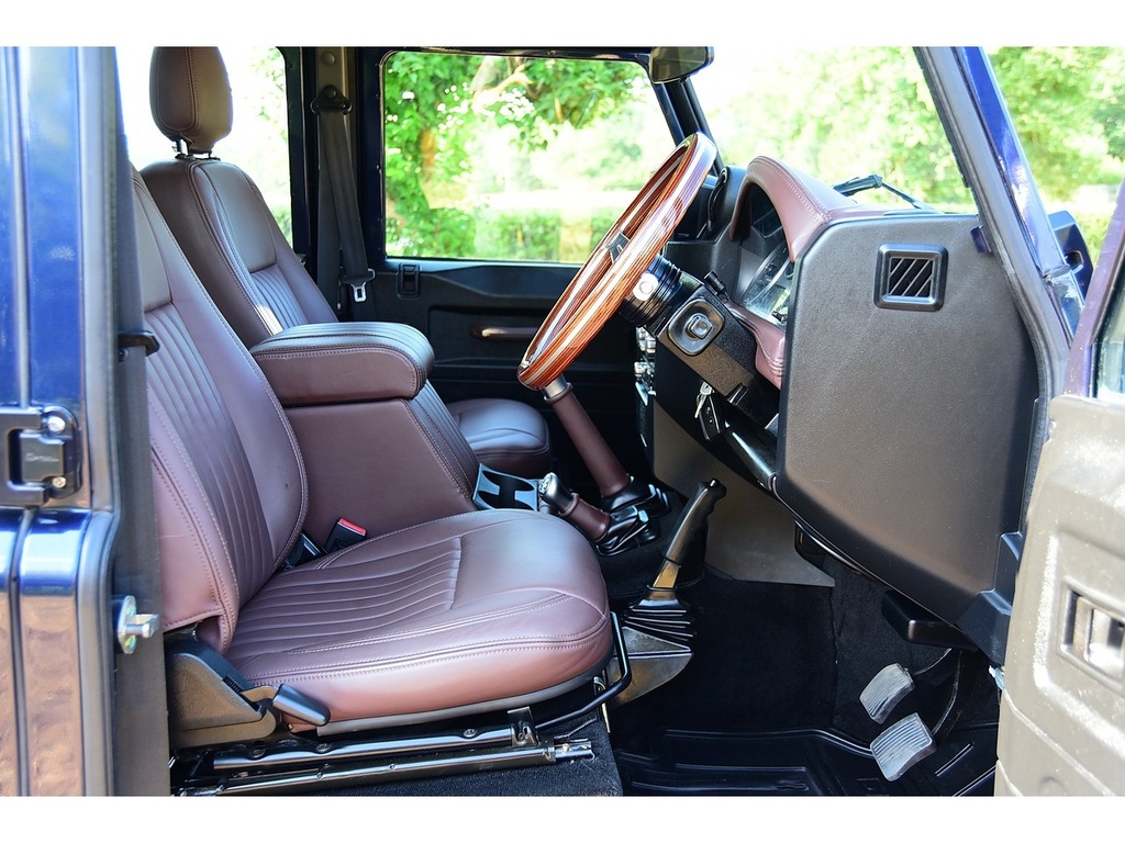 Land Rover Defender 110 110 2,2 Tdci Hard Top White #16