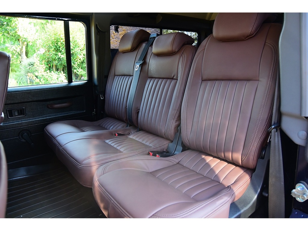 Land Rover Defender 110 110 2,2 Tdci Hard Top White #18