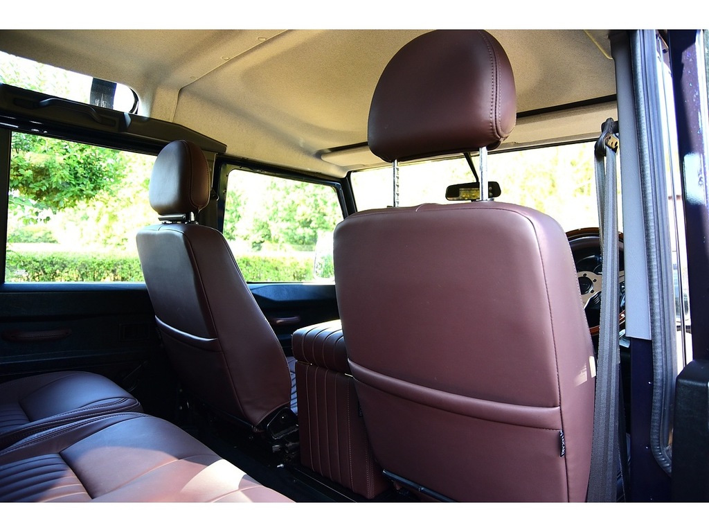 Land Rover Defender 110 110 2,2 Tdci Hard Top White #23