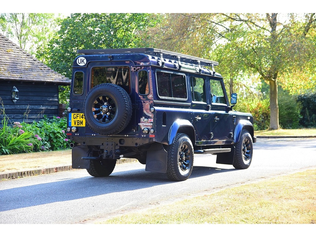 Land Rover Defender 110 110 2,2 Tdci Hard Top White #7