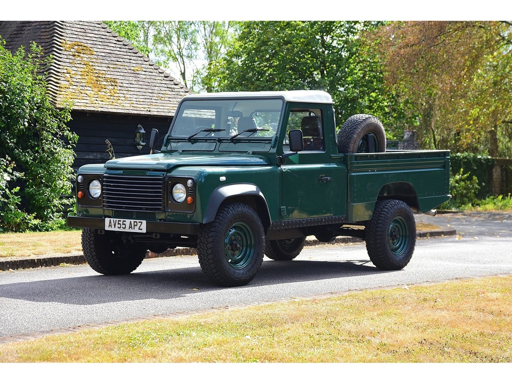 Land Rover Defender 110 Td5 Green #5
