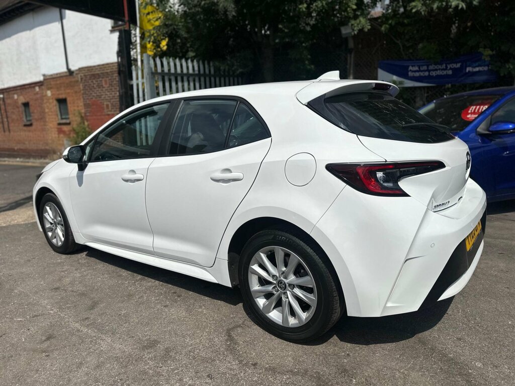 Toyota Corolla 1.8 Vvt-h Icon Cvt Euro 6 Ss YY23OFA White #6