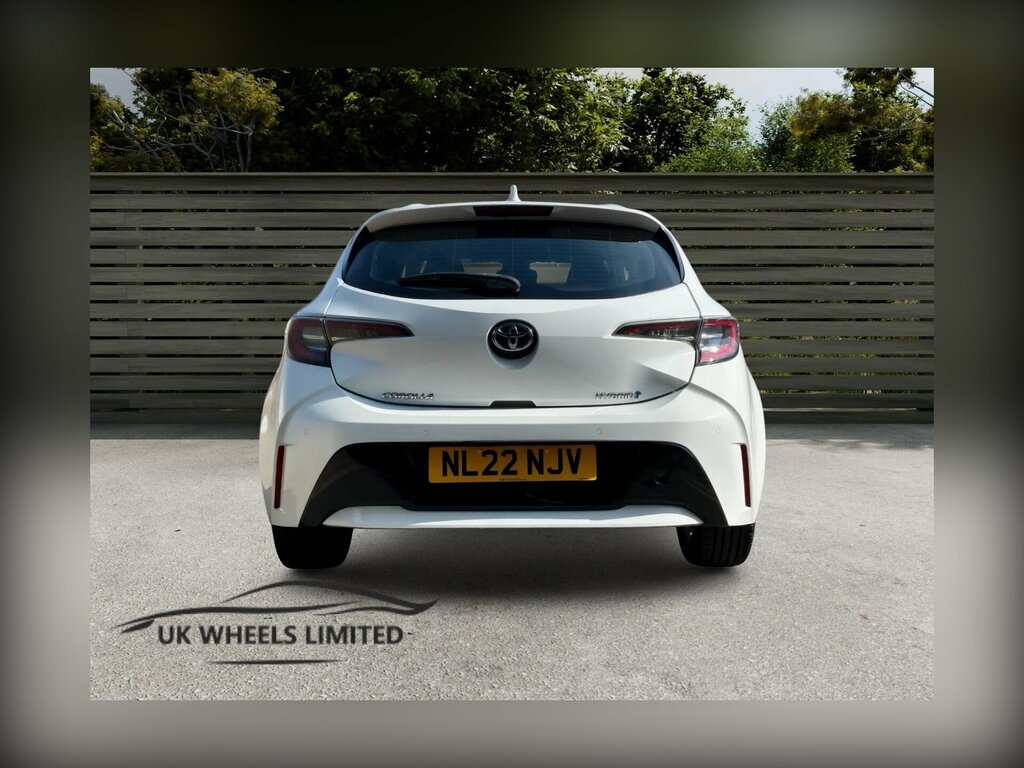 Toyota Corolla 1.8 Vvt-h Icon Tech Cvt Euro 6 Ss NL22NJV White #3