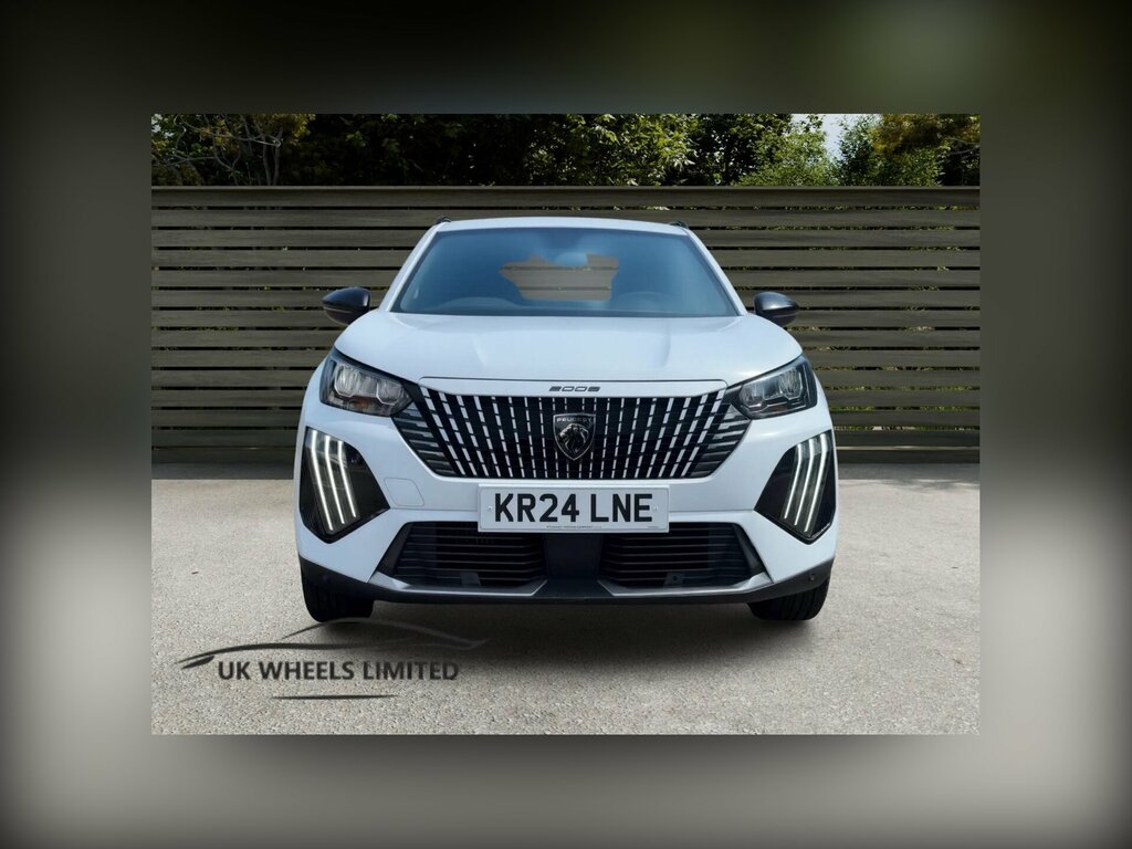 Peugeot 2008 1.2 Puretech Allure Eat Euro 6 Ss White #2