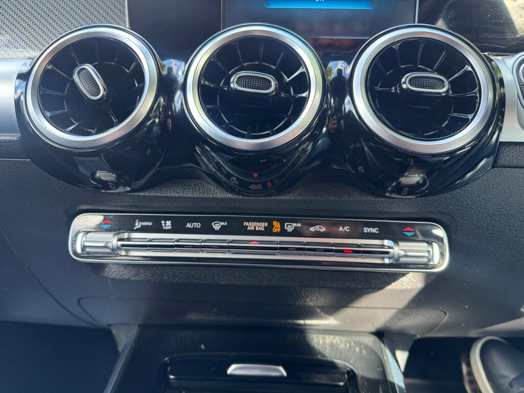 Mercedes-Benz GLB Class 200 Amg Line Premium 7G-tronic 2022 Blue #27