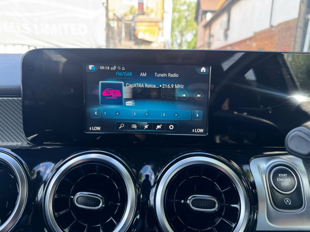 Mercedes-Benz GLB Class 200 Amg Line Premium 7G-tronic 2022 Blue #21
