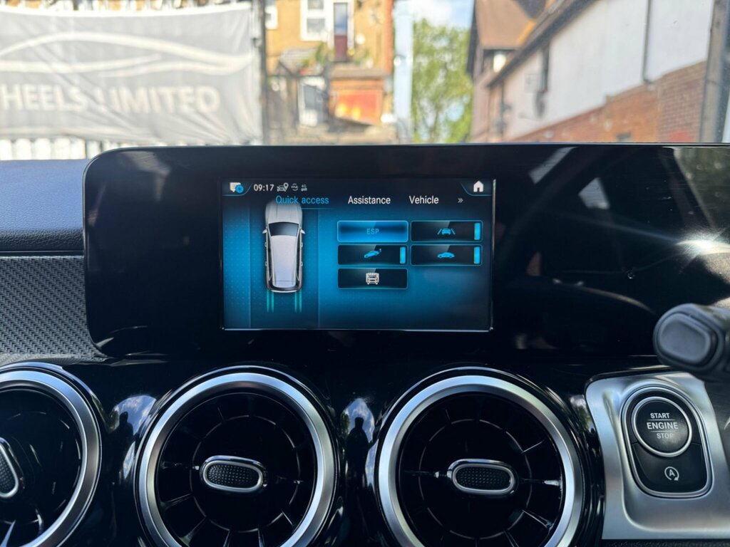 Mercedes-Benz GLB Class 200 Amg Line Premium 7G-tronic 2022 Blue #22