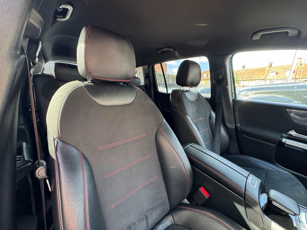 Mercedes-Benz GLB Class 200 Amg Line Premium 7G-tronic 2022 Blue #29