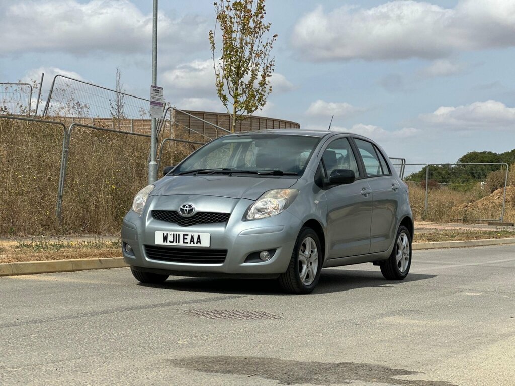 Toyota Yaris 1.3 Dual Vvt-i T Red #15