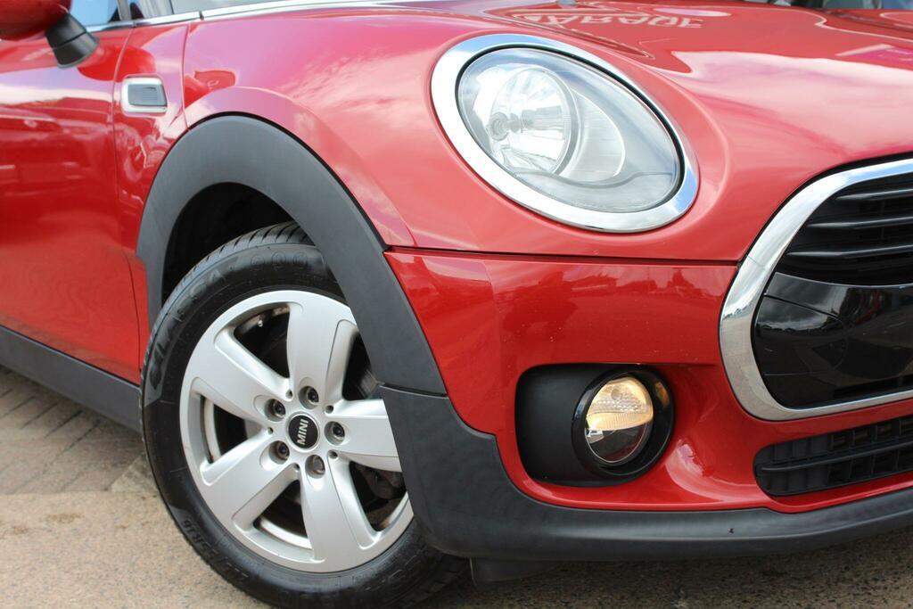 Mini Clubman Estate GY66JBU Red #2