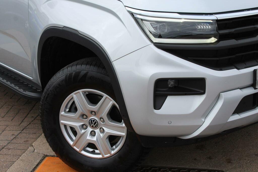 Volkswagen Amarok Pickup Silver #2