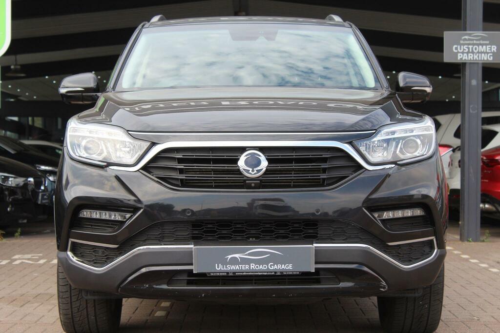 SsangYong Rexton Suv Black #6