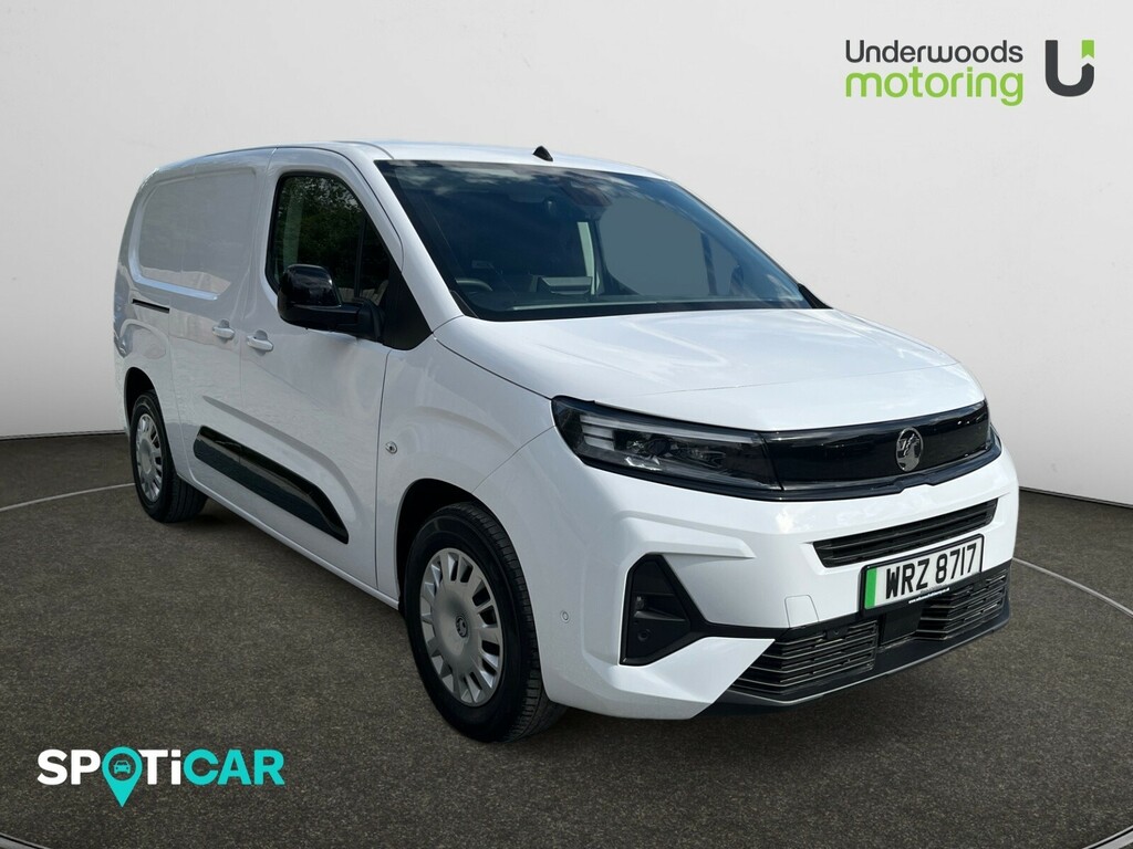 Vauxhall Combo-e Life 100Kw Pro 52Kwh H1 Van White