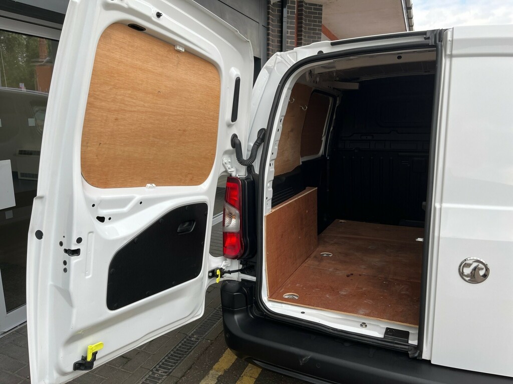 Vauxhall Combo 1.5 Turbo D 2300 Edition L2 H1 Euro 6 Ss 4 White #35