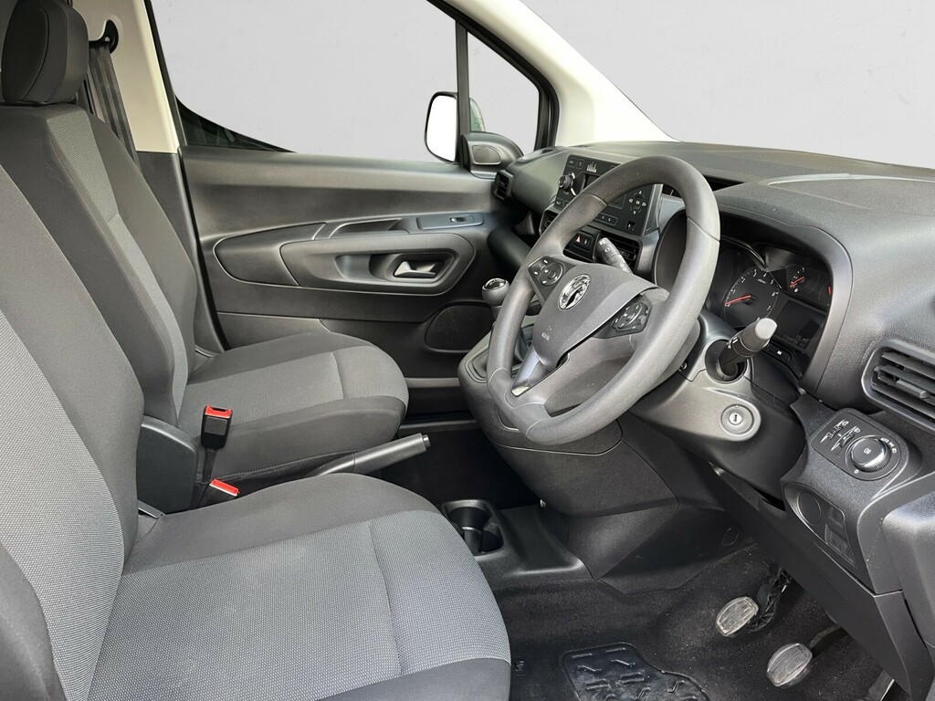 Vauxhall Combo 2300 1.5 Turbo D 100Ps L1 H1 Dynamic Van White #2