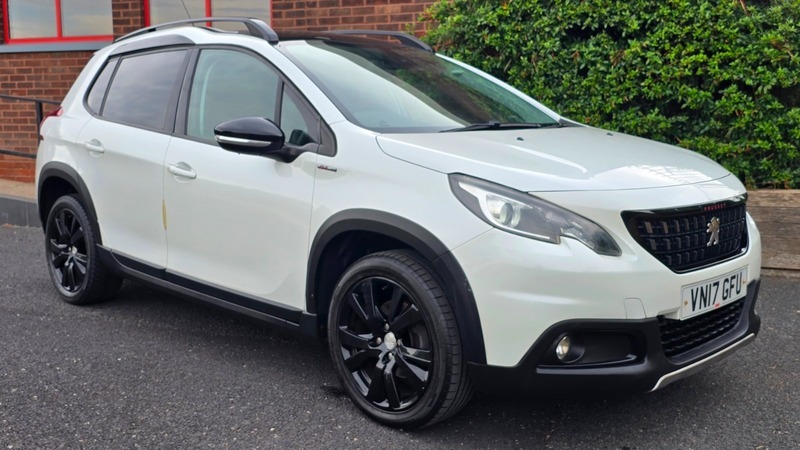 Peugeot 2008 1.2 Puretech Gt Line White #5