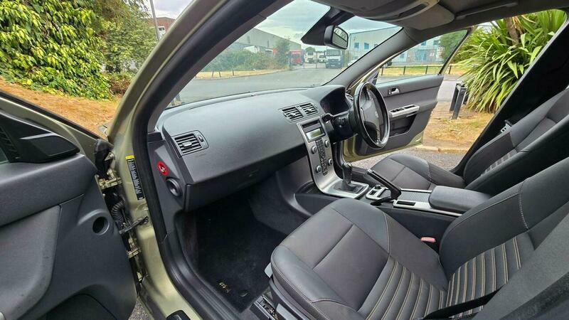 Volvo S40 2.0D Se Lux Powershift White #21