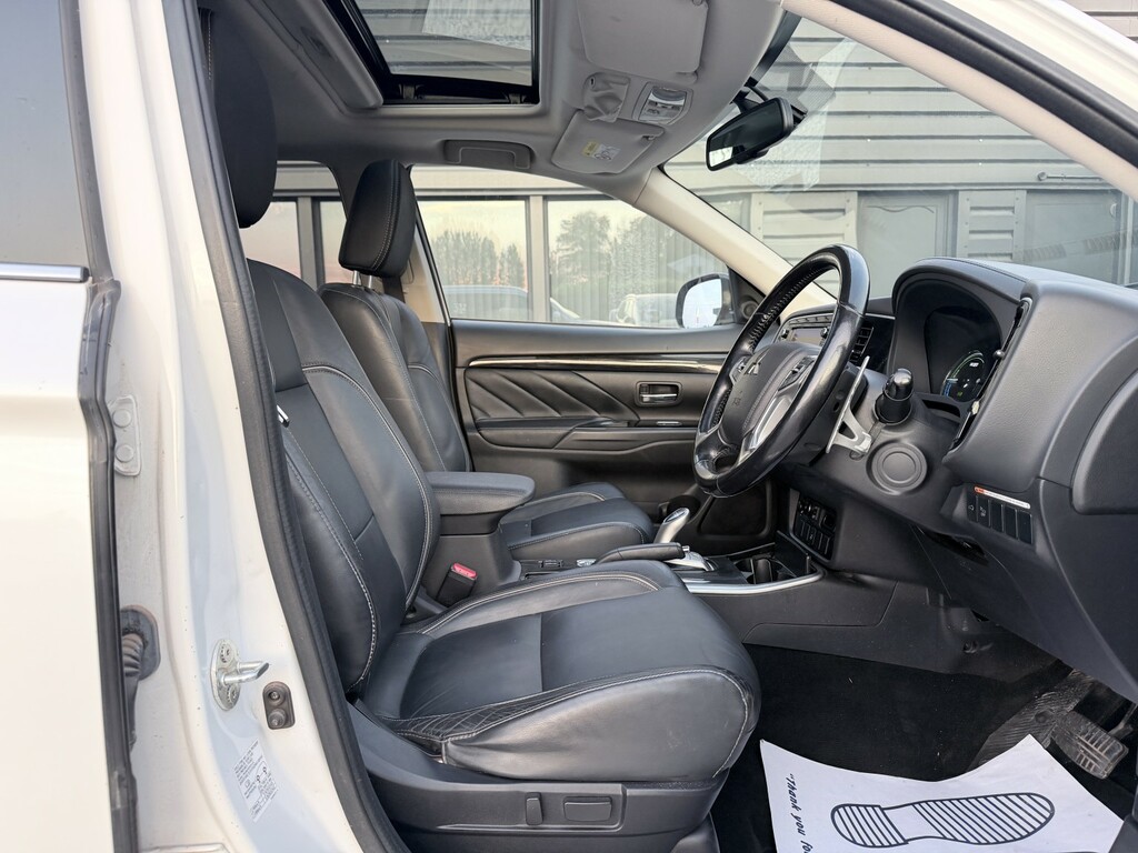 Mitsubishi Outlander 2.2 Di-d Gx3 Estate #8